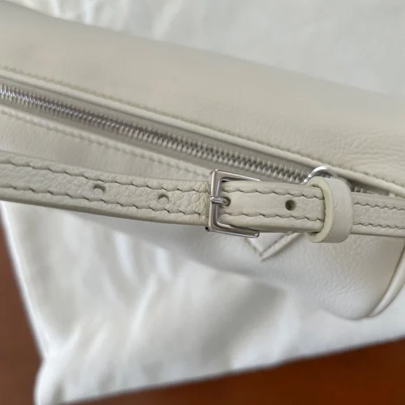 The Row 90s Bag - Picture 2 of 5